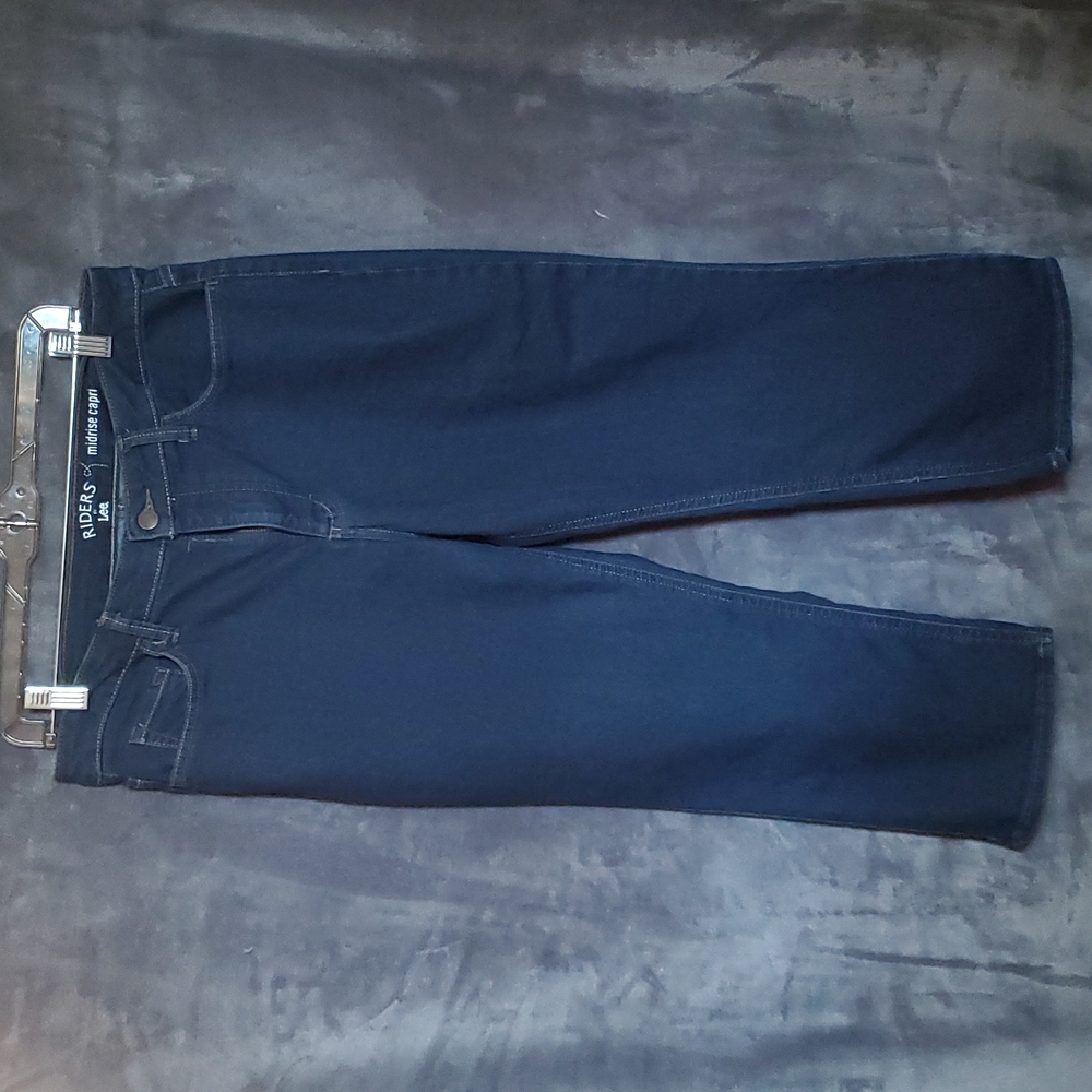Lee Rider Capris* - Picture 2 of 10